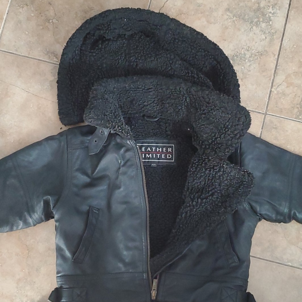 Amazing leather winter jack size 3T